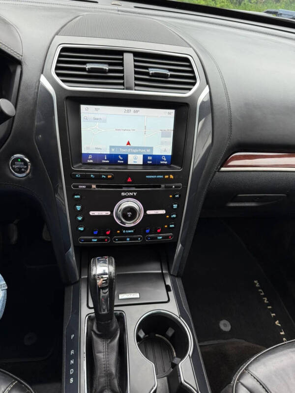 2017 Ford Explorer Platinum