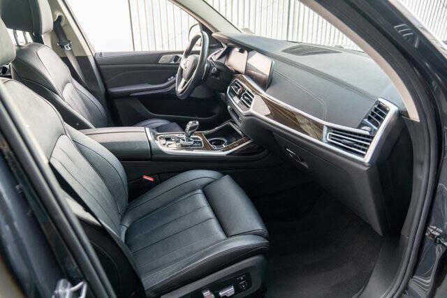 2019 BMW X7 xDrive40i