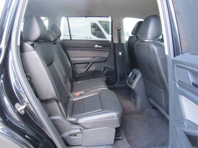 2023 Volkswagen Atlas V6 SE