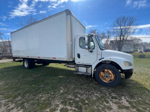 2005 Freightliner M2 106