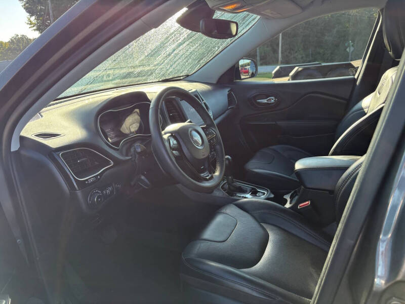 2023 Jeep Cherokee Altitude Lux