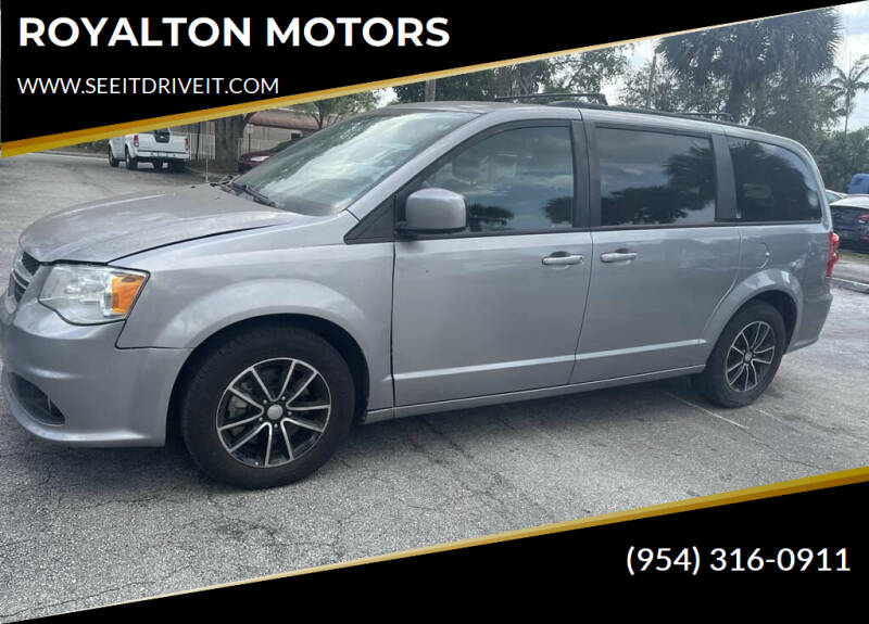 2018 Dodge Grand Caravan for sale at ROYALTON MOTORS in Plantation FL
