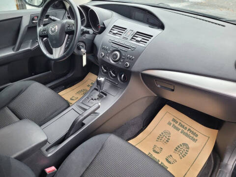 2012 Mazda MAZDA3 i Touring