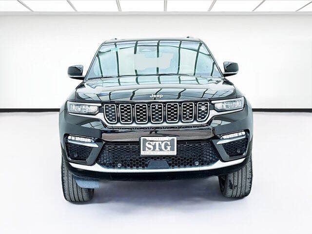 2022 Jeep Grand Cherokee Summit