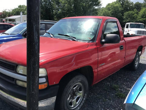 2000 Chevrolet Silverado 1500 for sale at Full Throttle Auto Sales in Woodstock VA