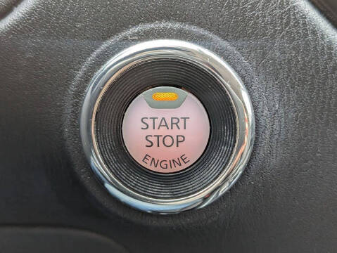 2020 Nissan Pathfinder S