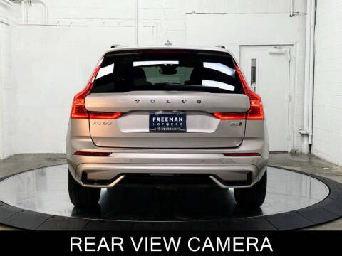 2025 Volvo XC60 B5 Core Dark Theme