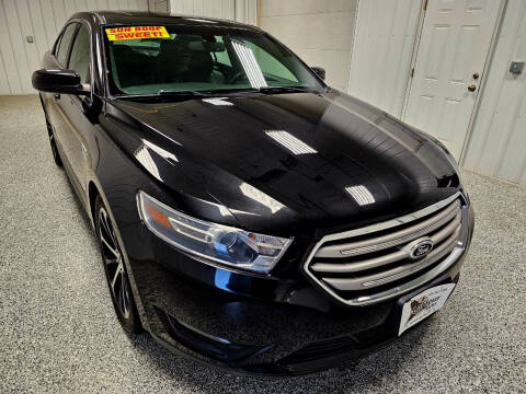 2015 Ford Taurus for sale at LaFleur Auto Sales in North Sioux City SD