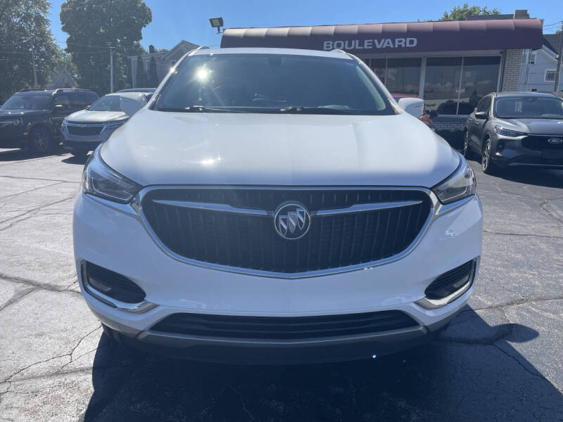 2021 Buick Enclave Essence