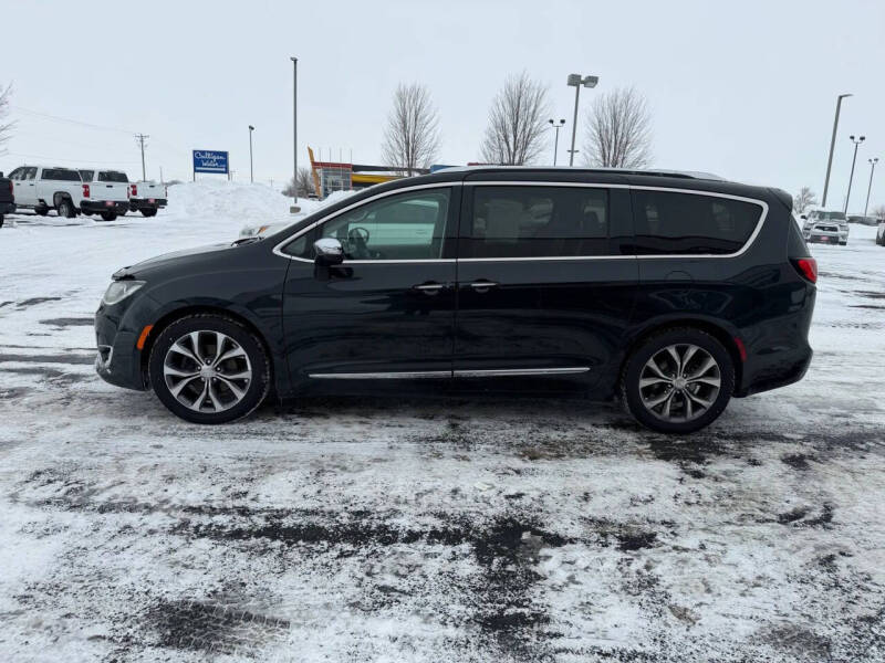 2017 Chrysler Pacifica Limited
