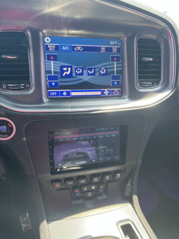 2012 Dodge Charger SE