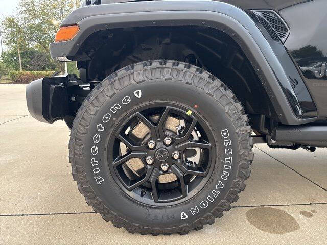 2025 Jeep Gladiator Willys