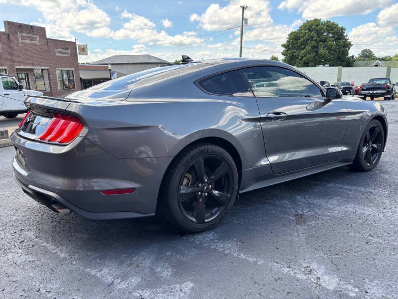 2022 Ford Mustang EcoBoost Premium