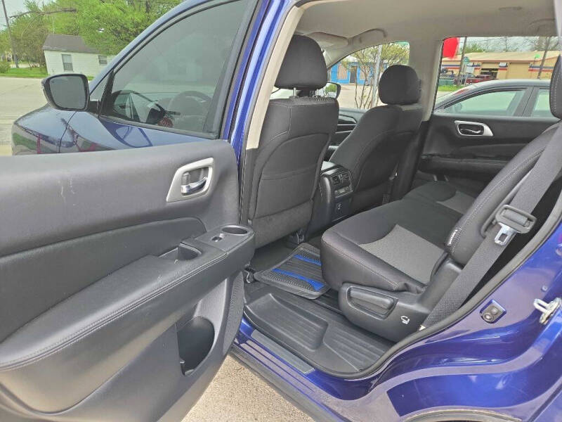 2018 Nissan Pathfinder S