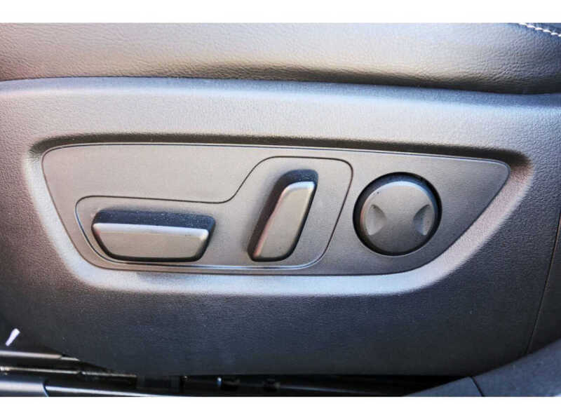 2025 Mazda CX-50 2.5 S Preferred