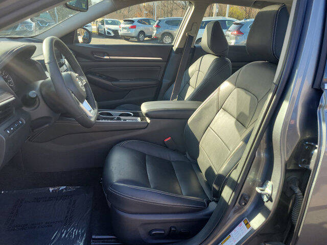 2020 Nissan Altima 2.0 Platinum