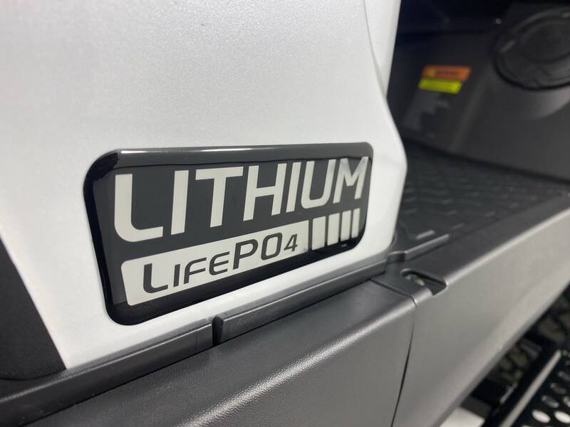 2025 Evolution MAVERICK 4 PLUS