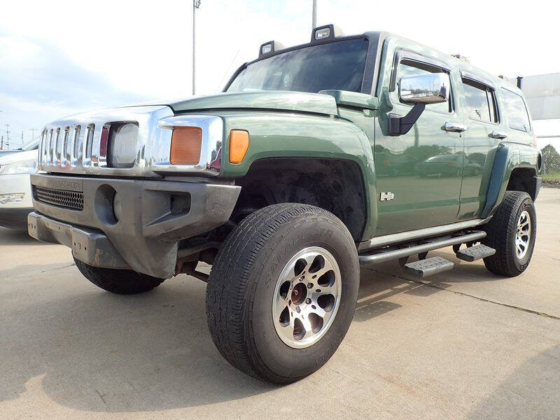 2006 HUMMER H3 for sale at RPM AUTO SALES - MAIN in Flint MI