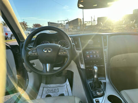 2014 Infiniti Q50 Premium