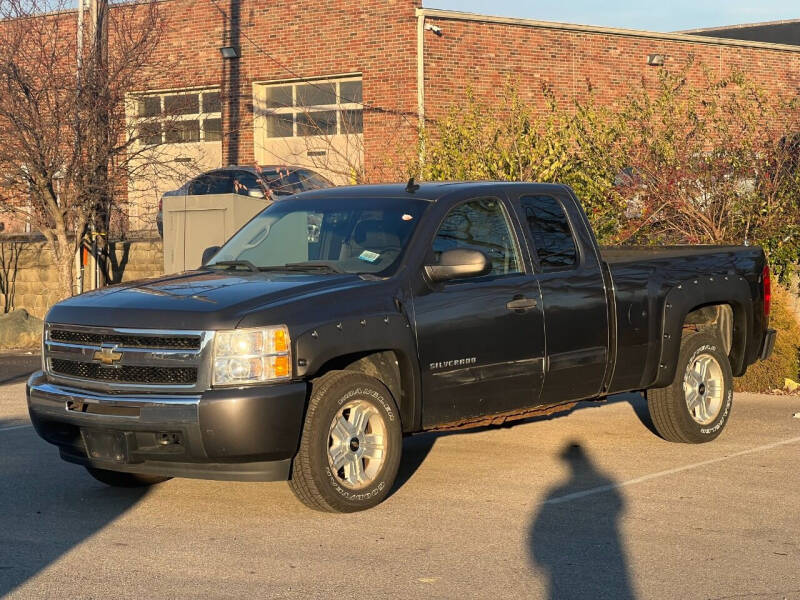 2010 Chevrolet Silverado 1500 for sale at Easy Guy Auto Sales in Indianapolis IN