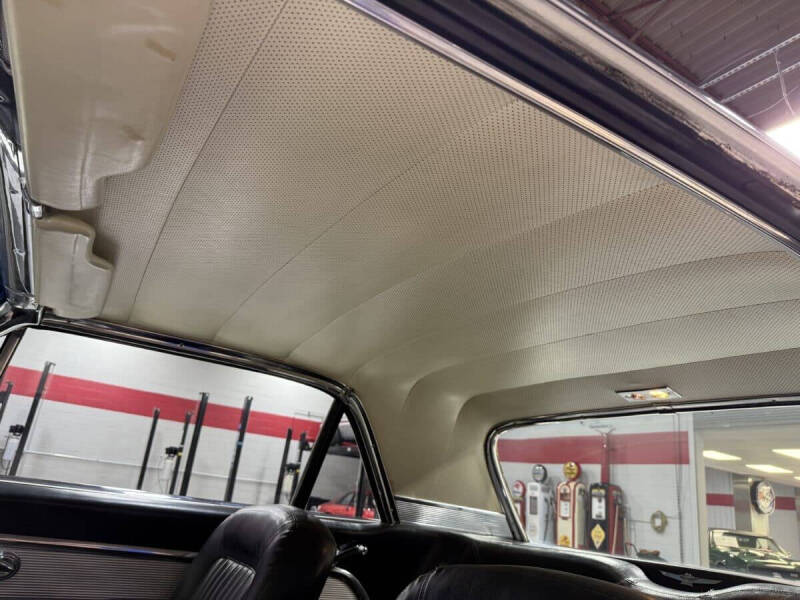 1962 Ford Thunderbird