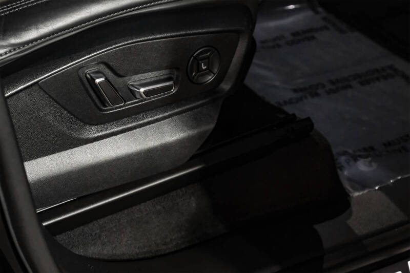 2020 Audi Q8 quattro Prestige 55 TFSI