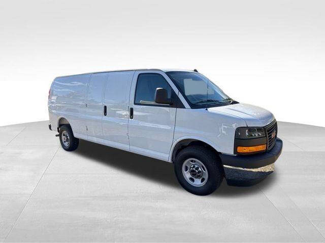 2025 GMC Savana 2500