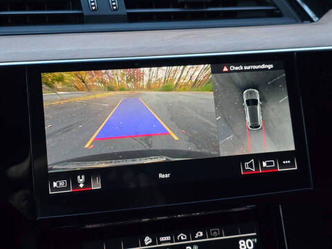 2024 Audi Q8 e-tron quattro Premium Plus