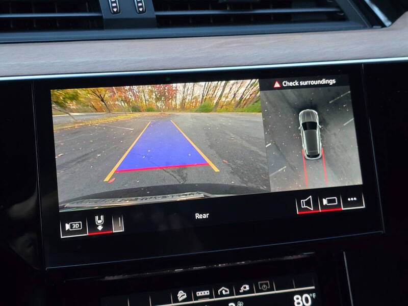 2024 Audi Q8 e-tron quattro Premium Plus