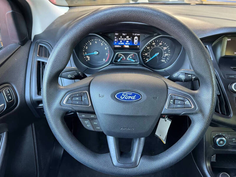 2017 Ford Focus SE