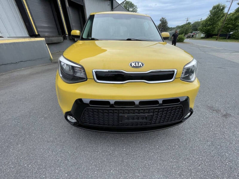 2016 Kia Soul +