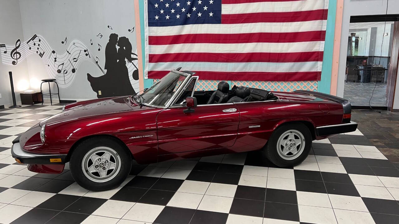 1986 Alfa Romeo Spider 18