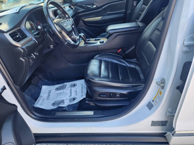 2017 GMC Acadia Denali