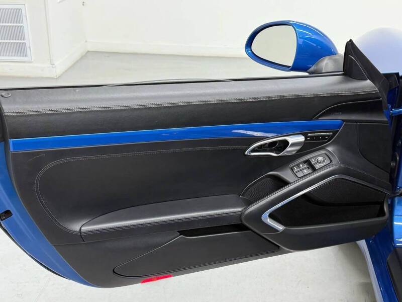 2017 Porsche 911 Carrera