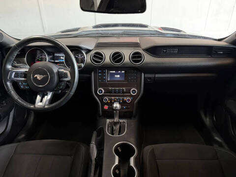2020 Ford Mustang