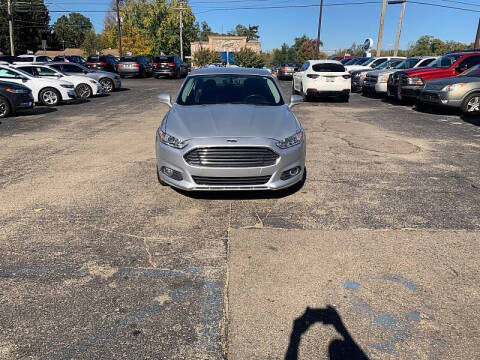 2016 Ford Fusion SE