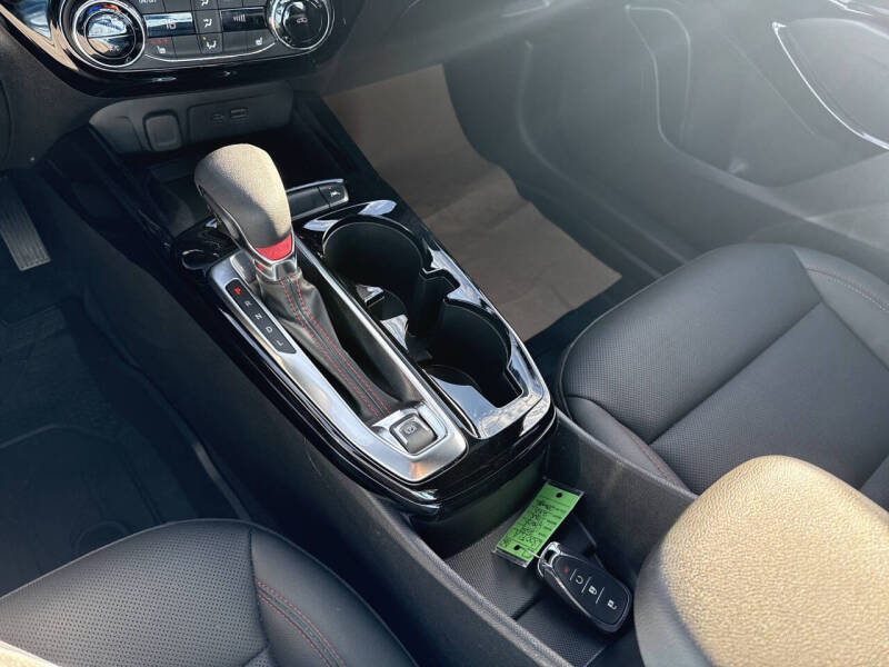 2024 Chevrolet Trax RS