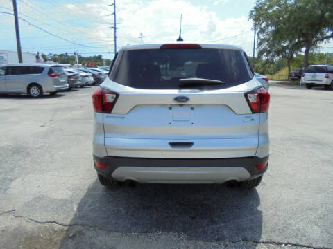 2019 Ford Escape SE