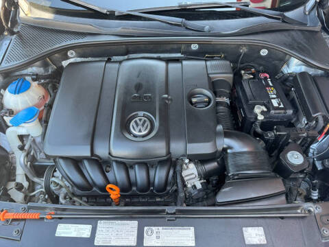 2012 Volkswagen Passat SEL Premium PZEV