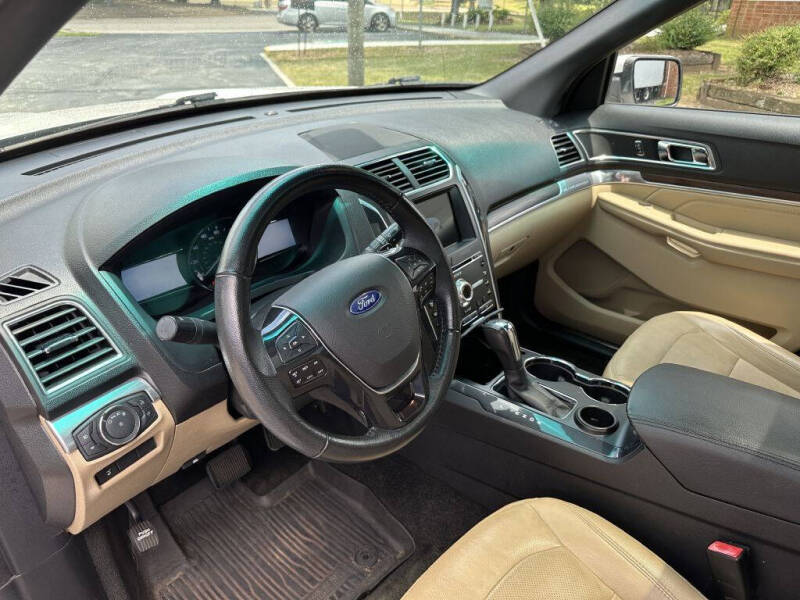 2017 Ford Explorer Limited