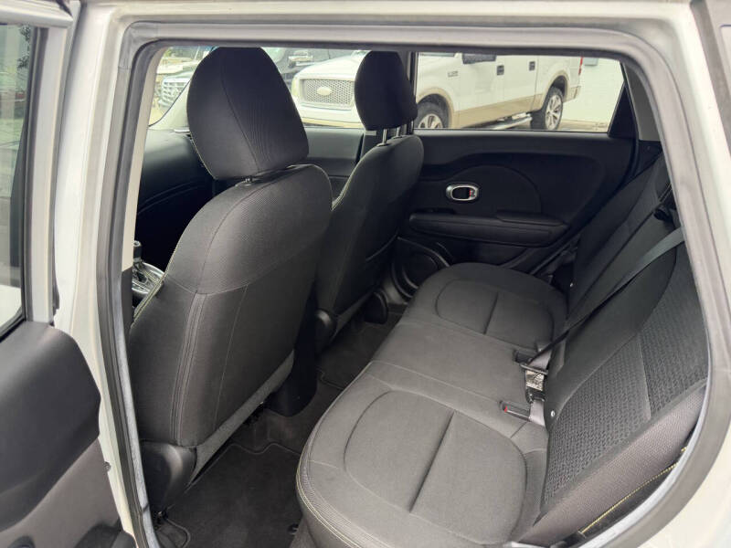 2015 Kia Soul +