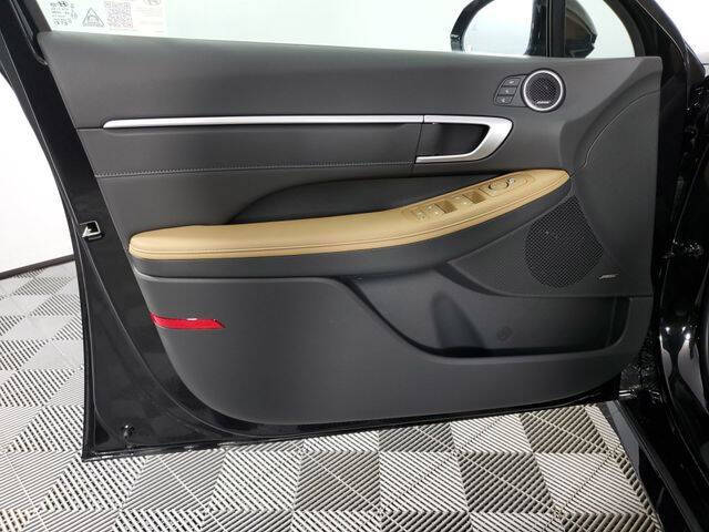 2025 Hyundai Sonata Hybrid Limited