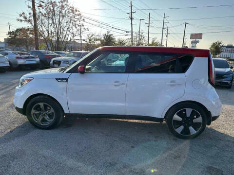 2019 Kia Soul +