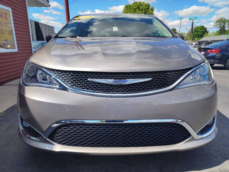 2018 Chrysler Pacifica Touring Plus