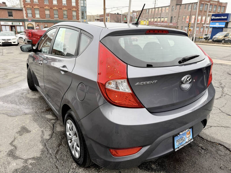 2017 Hyundai Accent SE