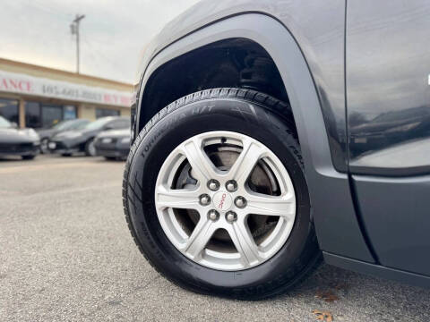 2017 GMC Acadia SLE-1