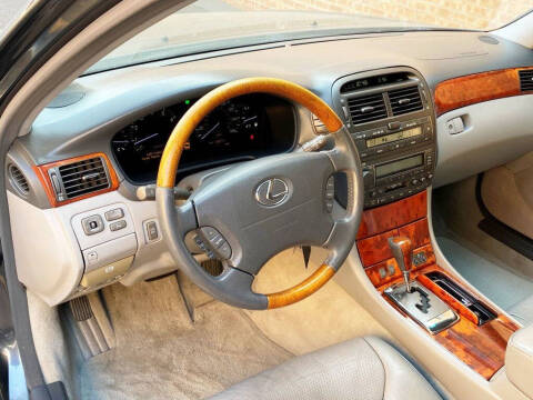 2005 Lexus LS 430