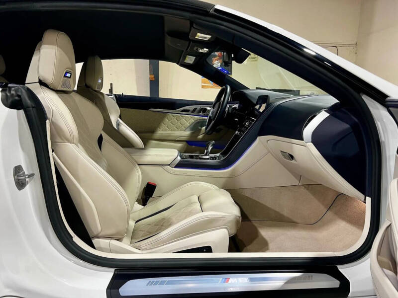 2020 BMW M8
