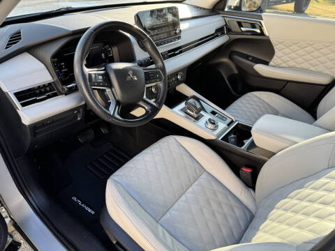 2022 Mitsubishi Outlander SEL