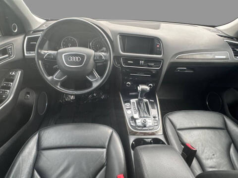 2015 Audi Q5 2.0T quattro Premium Plus